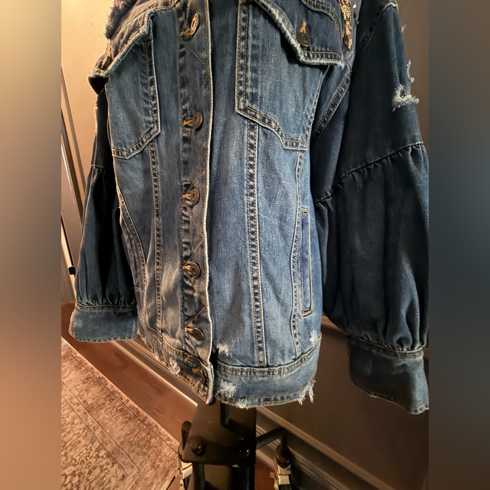 Zara Denim Jacket - Picture 9 of 15